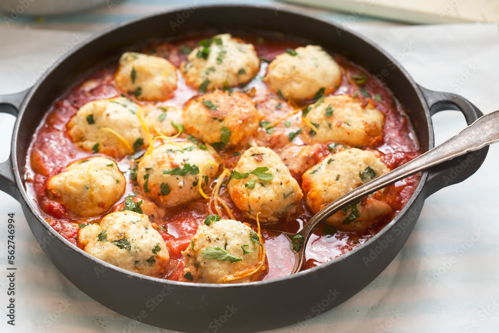 Chicken and ricotta meatballs in tomato sauce Chicken and ricotta meatballs in tomato sauce