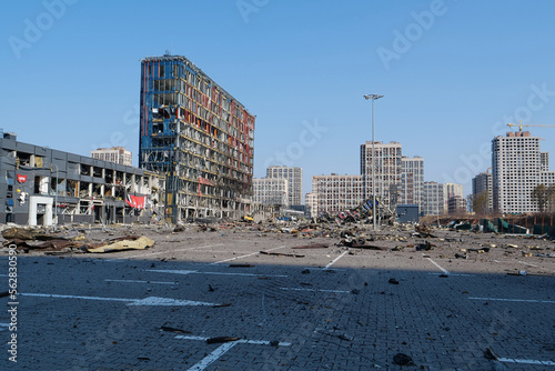 Fotografie Russia - terrorist country, destroyed shopping and entertainment center in Kyiv
