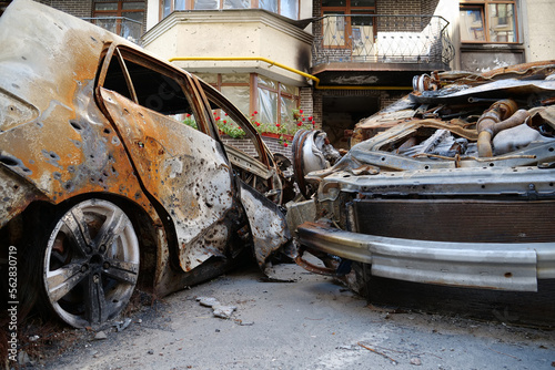 Russian terrorist army burned cars, houses and killed people in Irpin, Ukraine