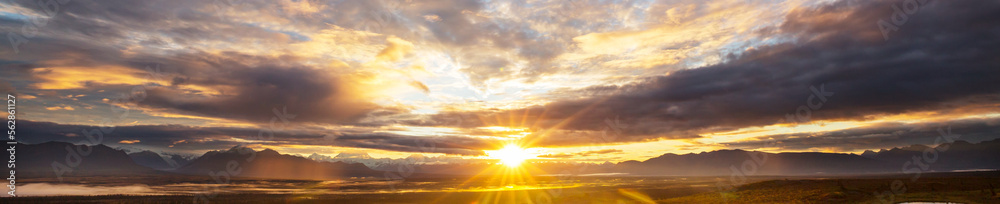 Obraz premium Mountains in Alaska banner