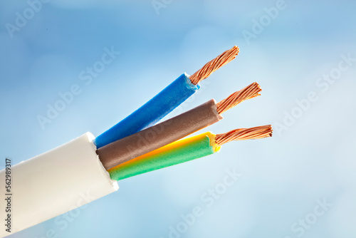 Φωτογραφία Electric appliance cable twin and earth, live, neutral and earth wiring