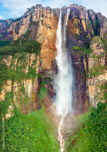 Fototapeta Naklejka Na Ścianę i Meble -  Scenic view of world's highest waterfall Angel Fall in Venezuela