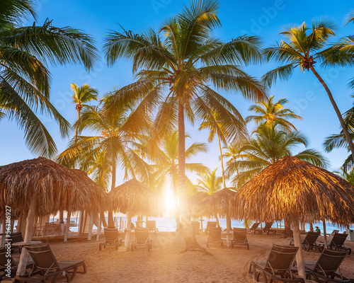 Fototapeta Naklejka Na Ścianę i Meble -  Tropical carribbean beach