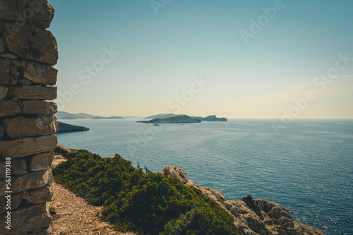 sea and rocks