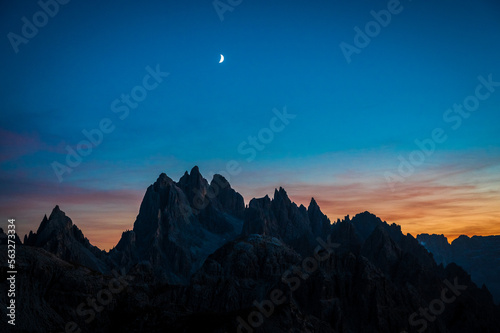 Wallpaper Mural Dream panorama on the Dolomites. Park of the three peaks of Lavaredo. Torontodigital.ca