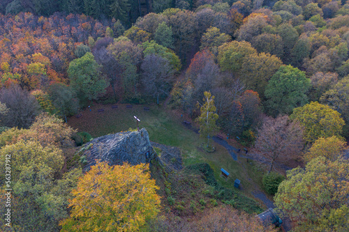 Druidenstein mit der umliegenden Landschaft aus der Vogelperspektive photo