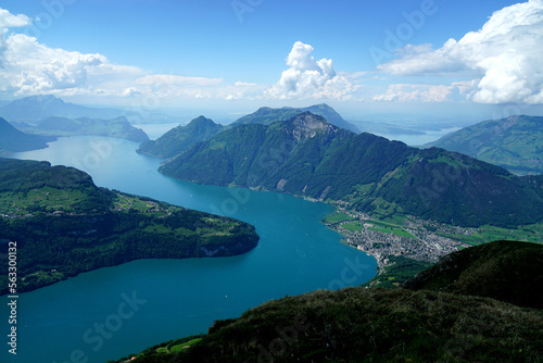 Der Vierwaldst  ttersee Alpen Schweiz 