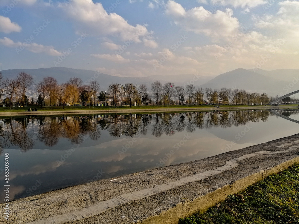 Fototapeta premium landscape with lake