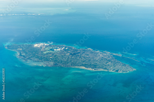 Aerial view of New Providence Island, Bahamas with Nassau, the capital and largest city of "The Bahamas", Adelaide and Lynden Pindling International Airport, bird eyes view - located in Atlantic Ocean © Mario Hagen