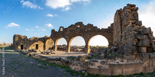قلعة وحصون وآثار مدينة ام الجمال التاريخية - الاردن
Castle, forts and monuments of Umm al-Jimal historical city- Jordan