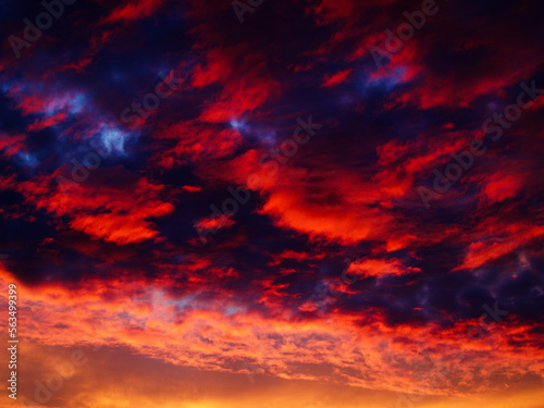 red sunset sky © Mad Max