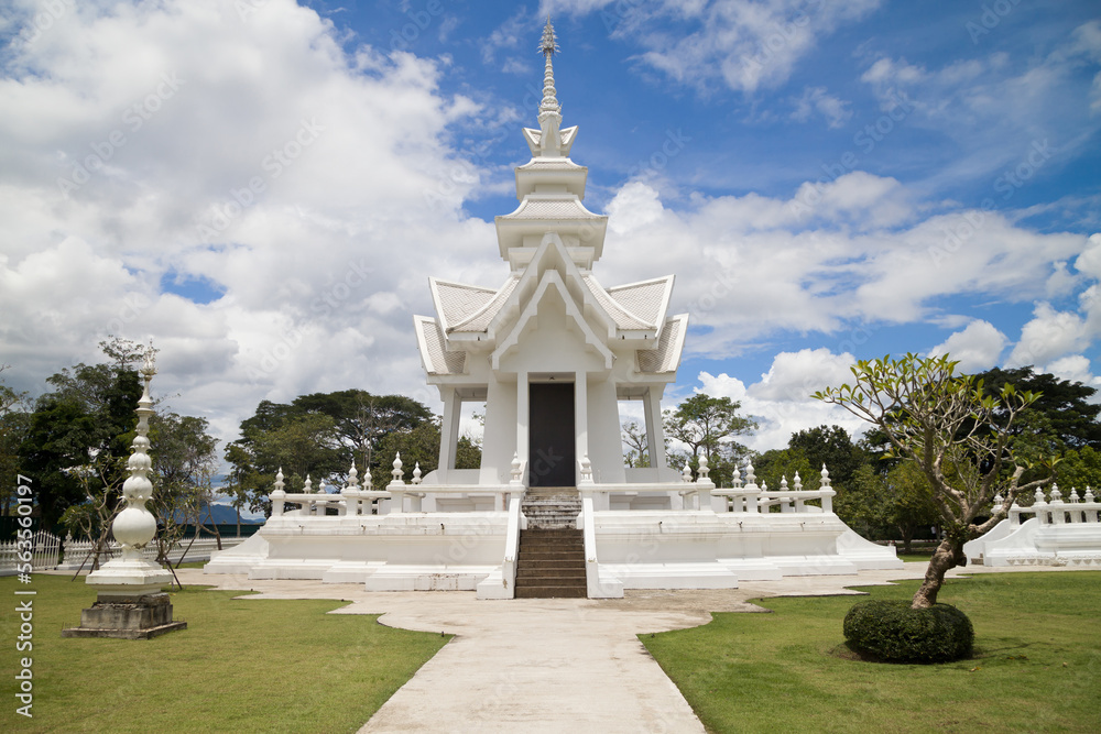 Small Pagoda at Wat Rong Khun