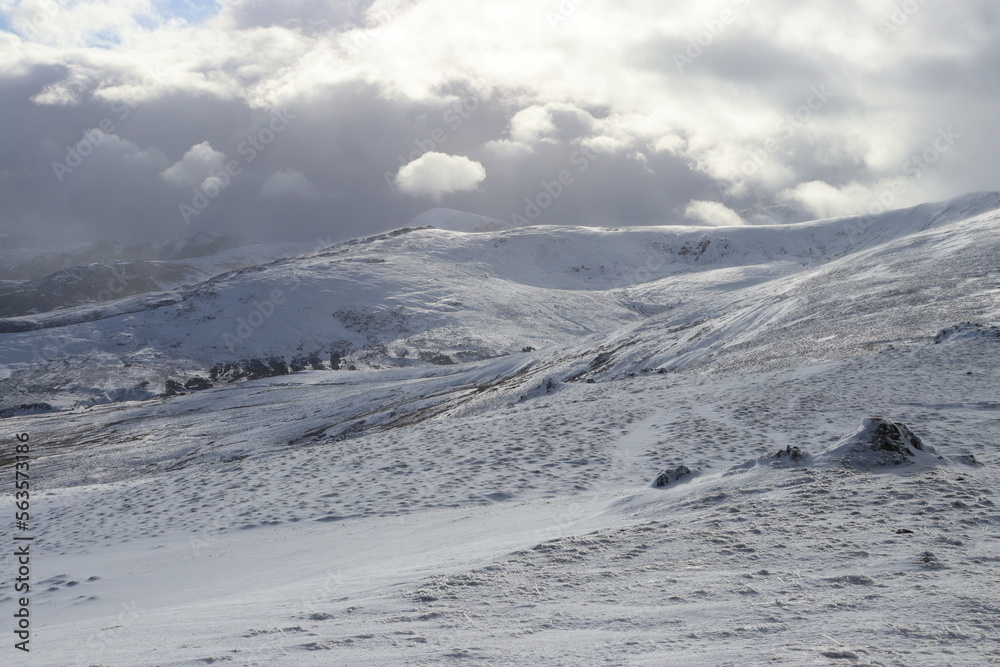 Snowdonia carneddau drum foel fras winter
