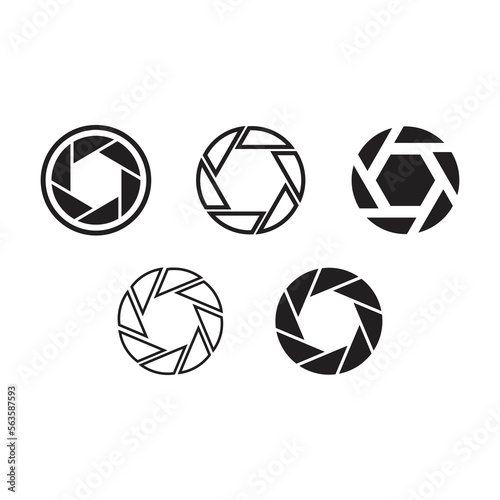 Free camera lens vector illustration icon set with white background