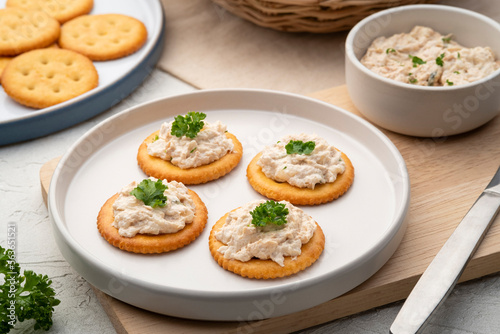 Close up Butter cracker with tuna spread on cutting board,snack food