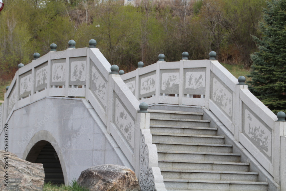 Fototapeta premium old stone bridge