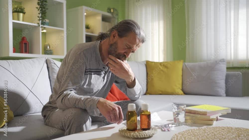 Sick old man is worried and uneasy about health problems at home.
The old man at home has health problems and is not feeling well in terms of health.
Sick old man is worried and uneasy about health problems at home.
The old man at home has health problems and is not feeling well in terms of health.