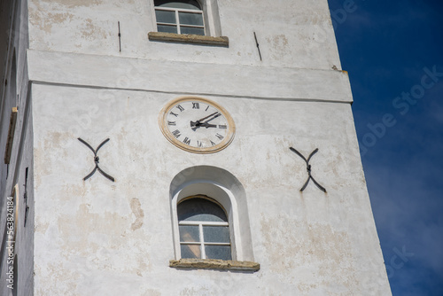 Foto The fortified church in Batos, Mures County, built between 1380 and 1450, Romani