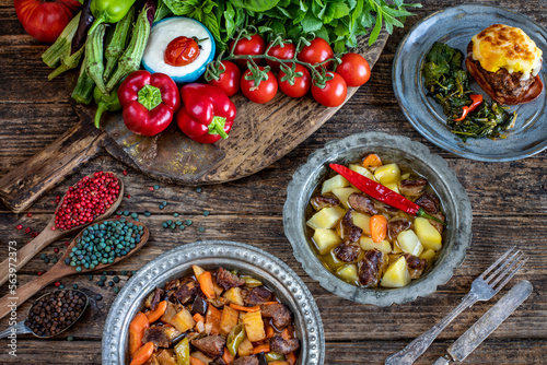 Meat stew with vegetable. Orman kebabı .