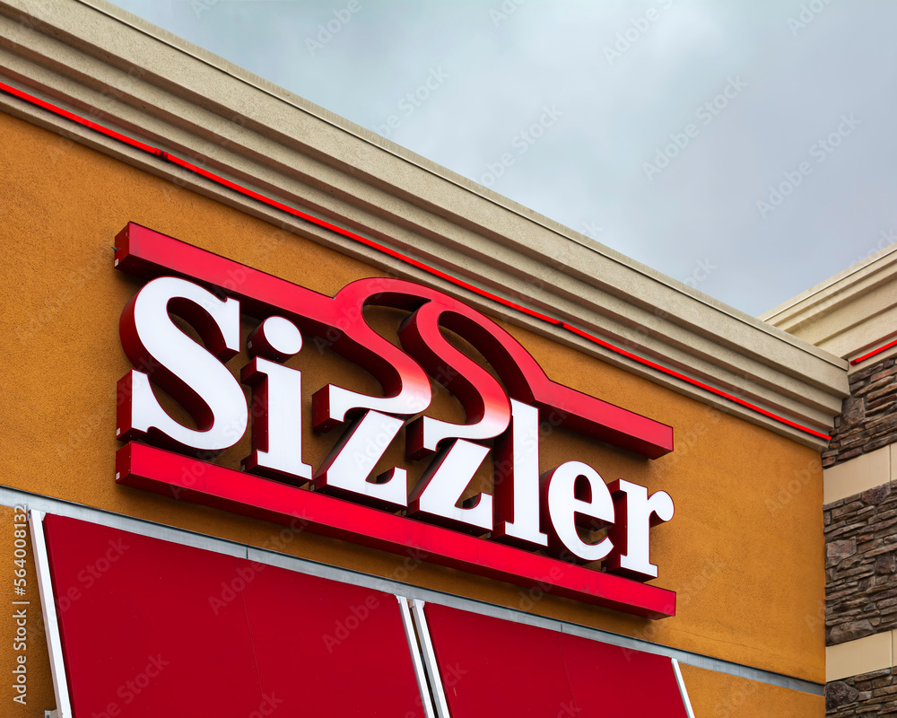 Murrieta, California, USA January 3, 2023 Sizzler steaks & salad bar sign. Stock Photo