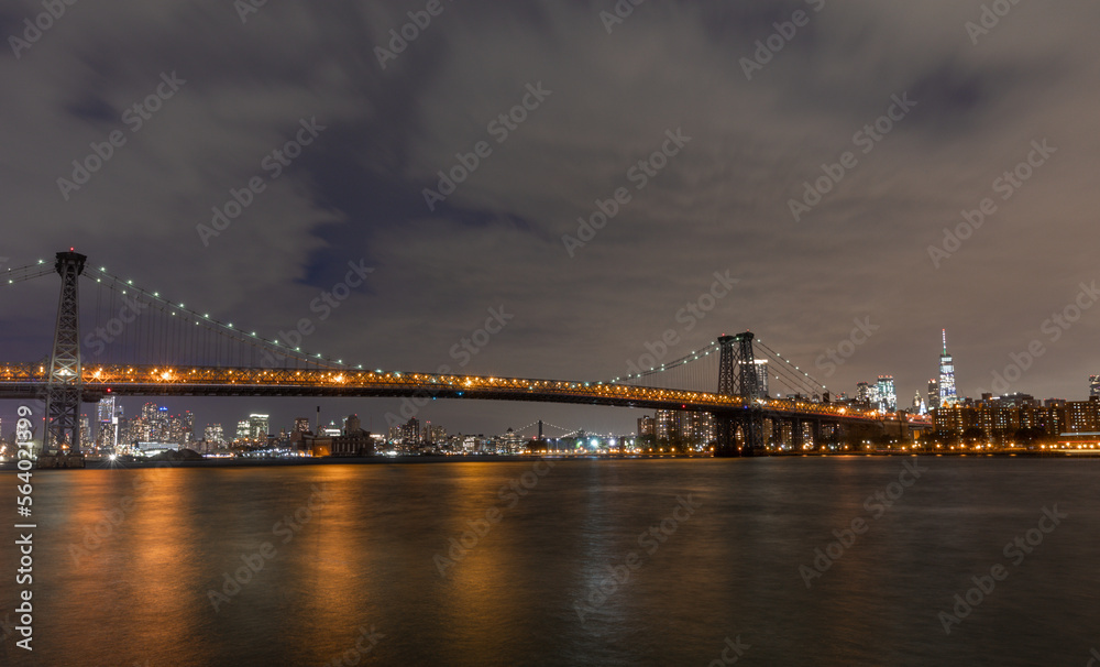 View of the Brooklyn, Manhattan and Williamsburg Bridge at night. Long Exposure Photo Shoot.