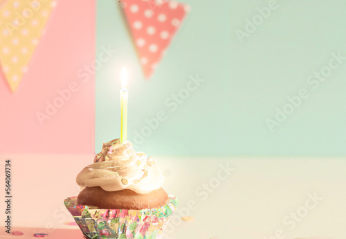Canvas Print birthday cupcake with candles, pastel colors - cake