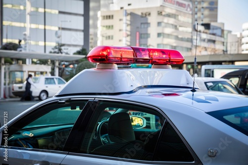 警察イメージ パトカーの赤色灯