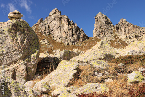 Einsame Hochgebirgslandschaft des Bergell; Wander- und Murmeltierparadies am Piz dal Päl (2618m, Bernina-Alpen)