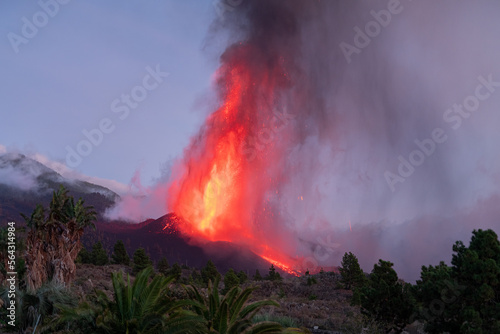 eruption of the volcano on the island of La Palma