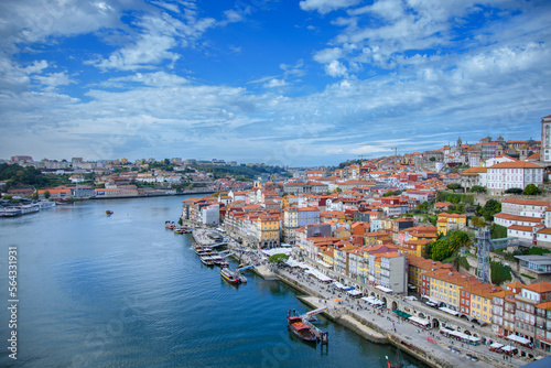 Fototapeta Naklejka Na Ścianę i Meble -  View and architecture of the beautiful town of Porto in Portugal