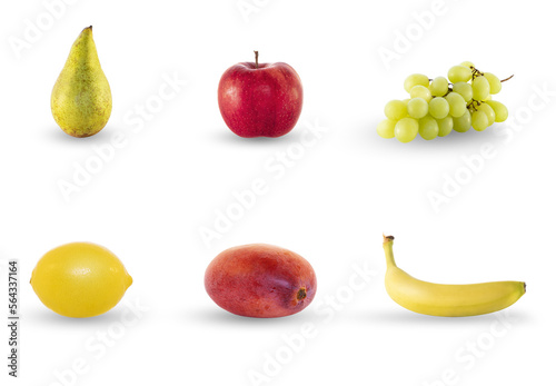 Owoce zestaw owocowy set jabłko rubin, winogrona, banan, mango, cytryna, gruszka wyizolowane