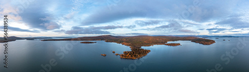Obraz na płótnie Panorama of the northern autumn nature, Murmansk region, Apatity. w salonie
