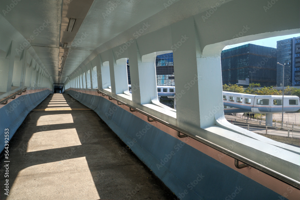 Fototapeta premium Wai Yip Street Pedestrian Bridge (Jimmy Bridge), Kowloon, Hong Kong.