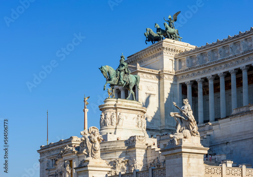Vittoriano monument on Venice square in Rome, Italy © Mistervlad