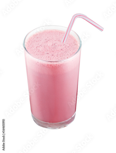 Batido de fresa con pajita sobre fondo blanco. Strawberry milkshake with straw on white background.