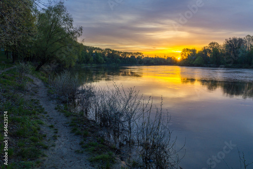 sunrise over the river © Александр Арендарь