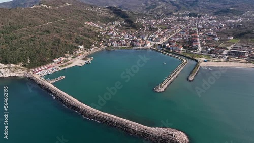 Wallpaper Mural Kastamonu Province, Cide District offers a unique view with its large beach and greenery Torontodigital.ca