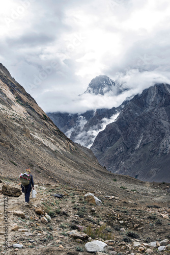 Trekking trail from Jula to Payu, K2 Base camp trek, Karakoram, Pakistan © JossK