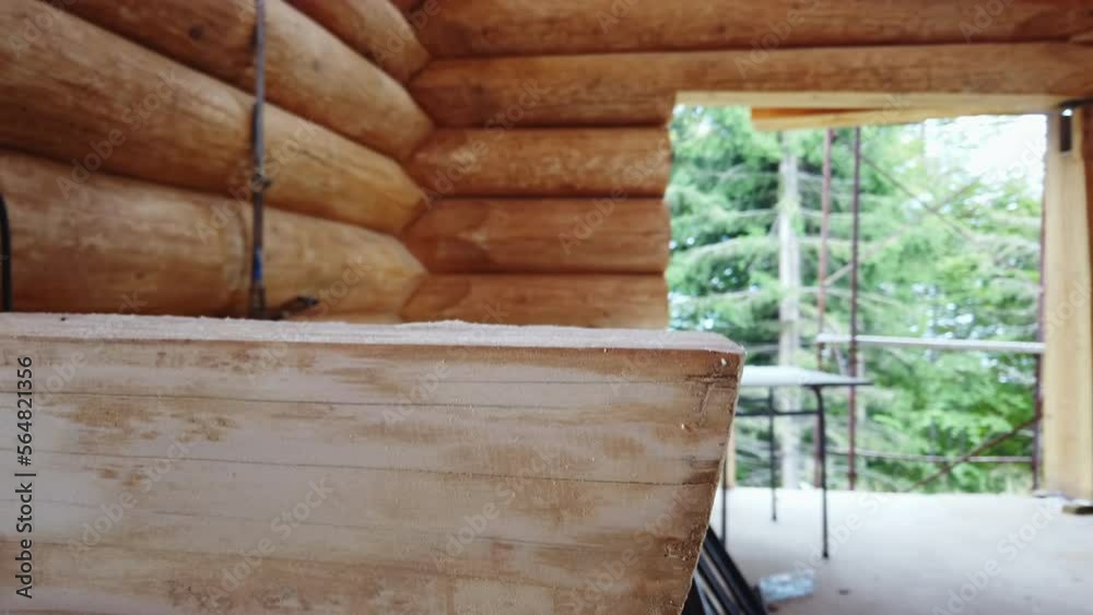 Round wooden log house construction Round wooden log house construction