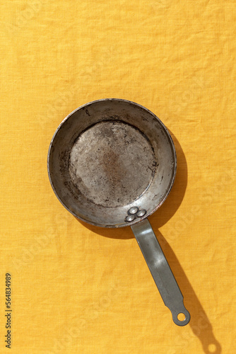 Carbon steel frying pan