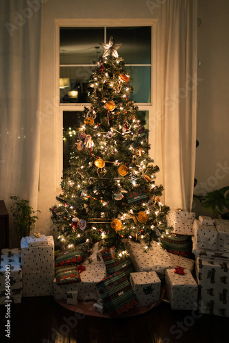 Christmas tree with gifts