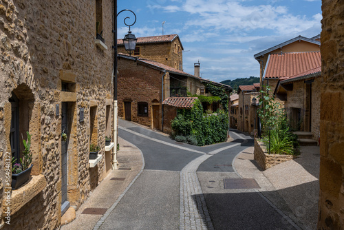 Val d'Oingt Street and Old Houses © Daan