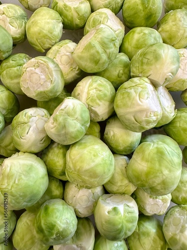 Pile of brussel sprouts which have been peeled and are ready to cook