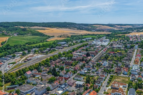 Ausblick auf die südlichen Bezirke der Stadt Lauda im Taubertal 