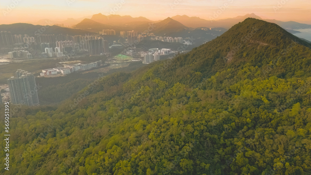 Obraz premium A landscape of High Junk Peak trail, hk