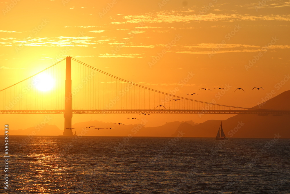 Obraz premium Golden Gate in the golden hour