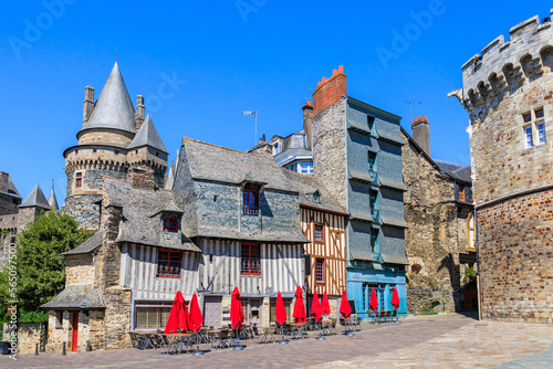 Fototapeta Naklejka Na Ścianę i Meble -  Beautiful view of the medieval town of Vitre with famous Chateau de Vitre at Place Saint-Yves. Brittany, France.