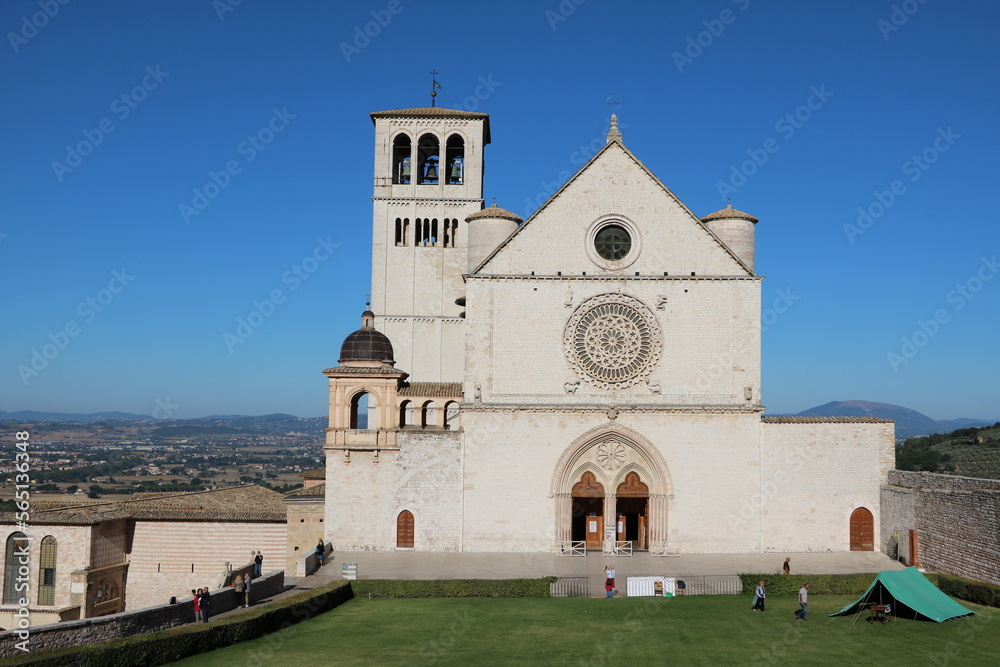 View to the Basilica di san Francesco d'Assisi in Assisi, Umbria Italy