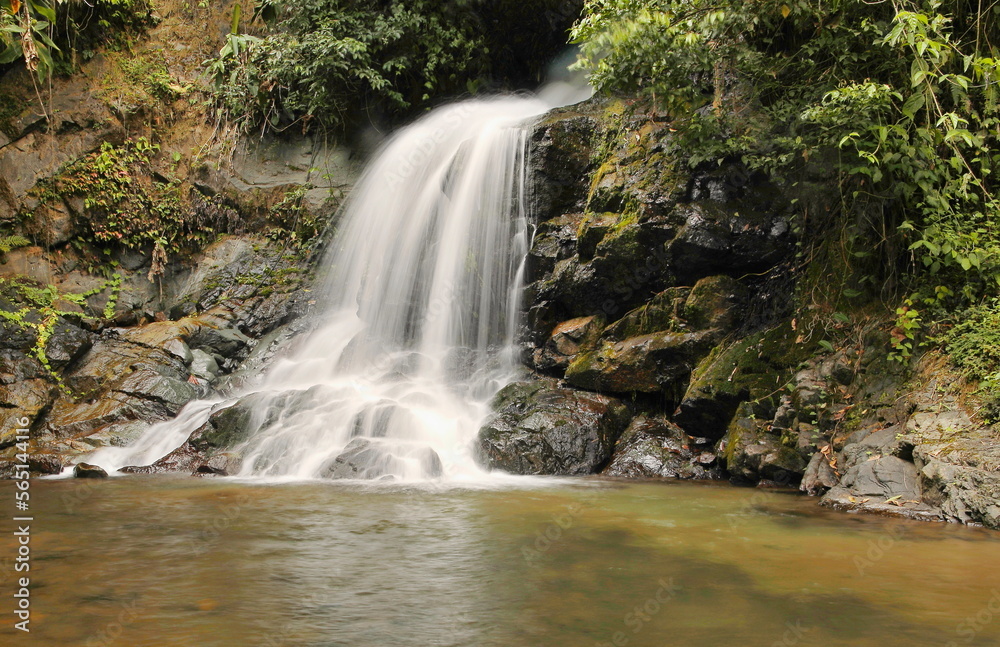 Obraz premium Waterfall, Ecuador