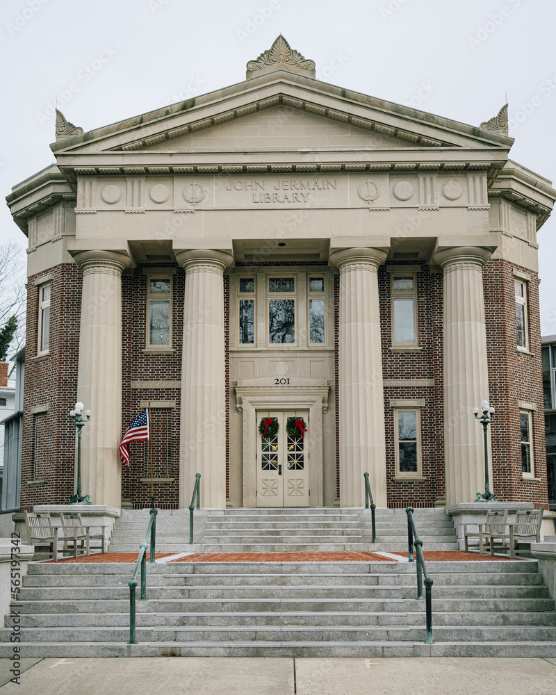 John Jermain Memorial Library architecture, Sag Harbor, New York